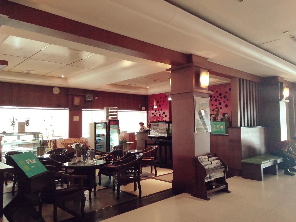 Hotel Tarakan Plaza Exterior foto