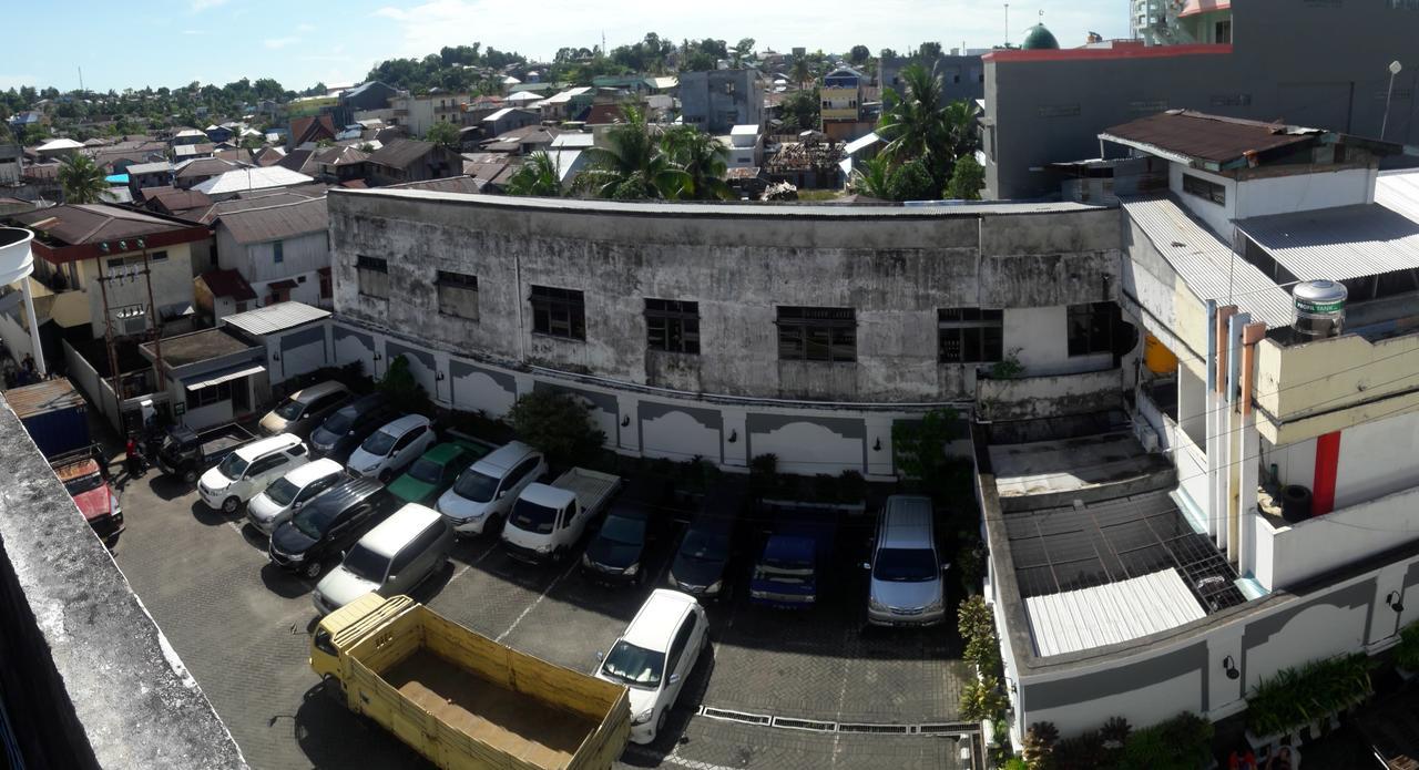 Hotel Tarakan Plaza Exterior foto