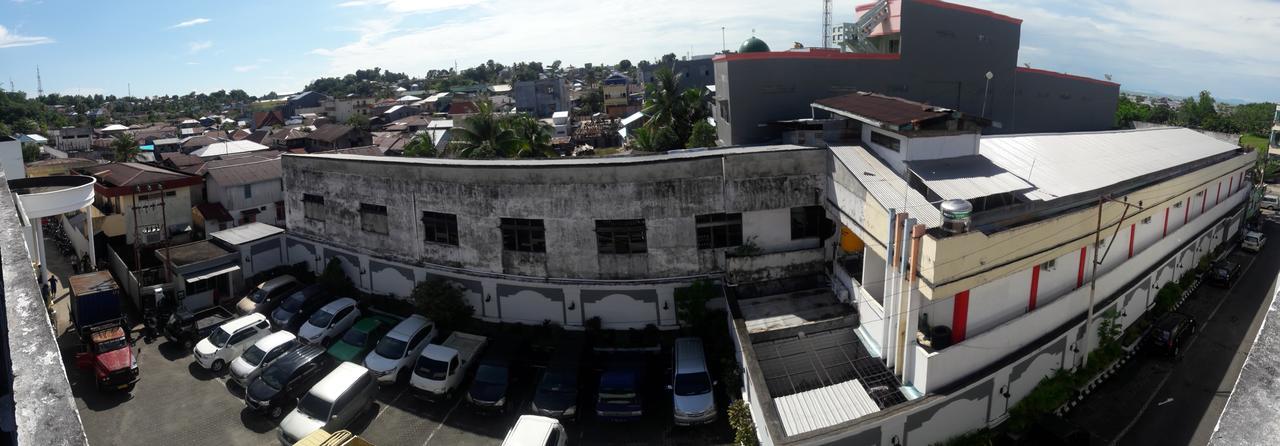 Hotel Tarakan Plaza Exterior foto