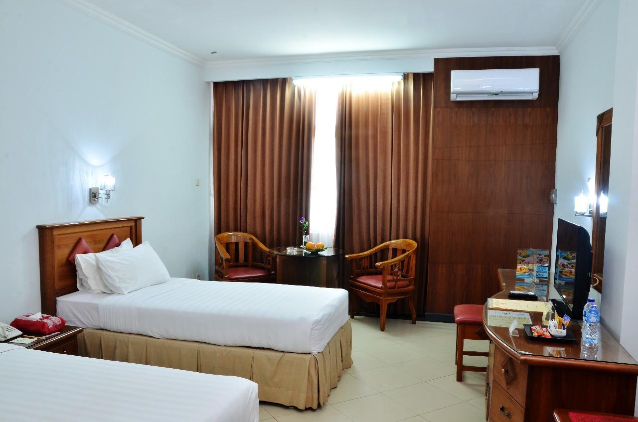 Hotel Tarakan Plaza Exterior foto