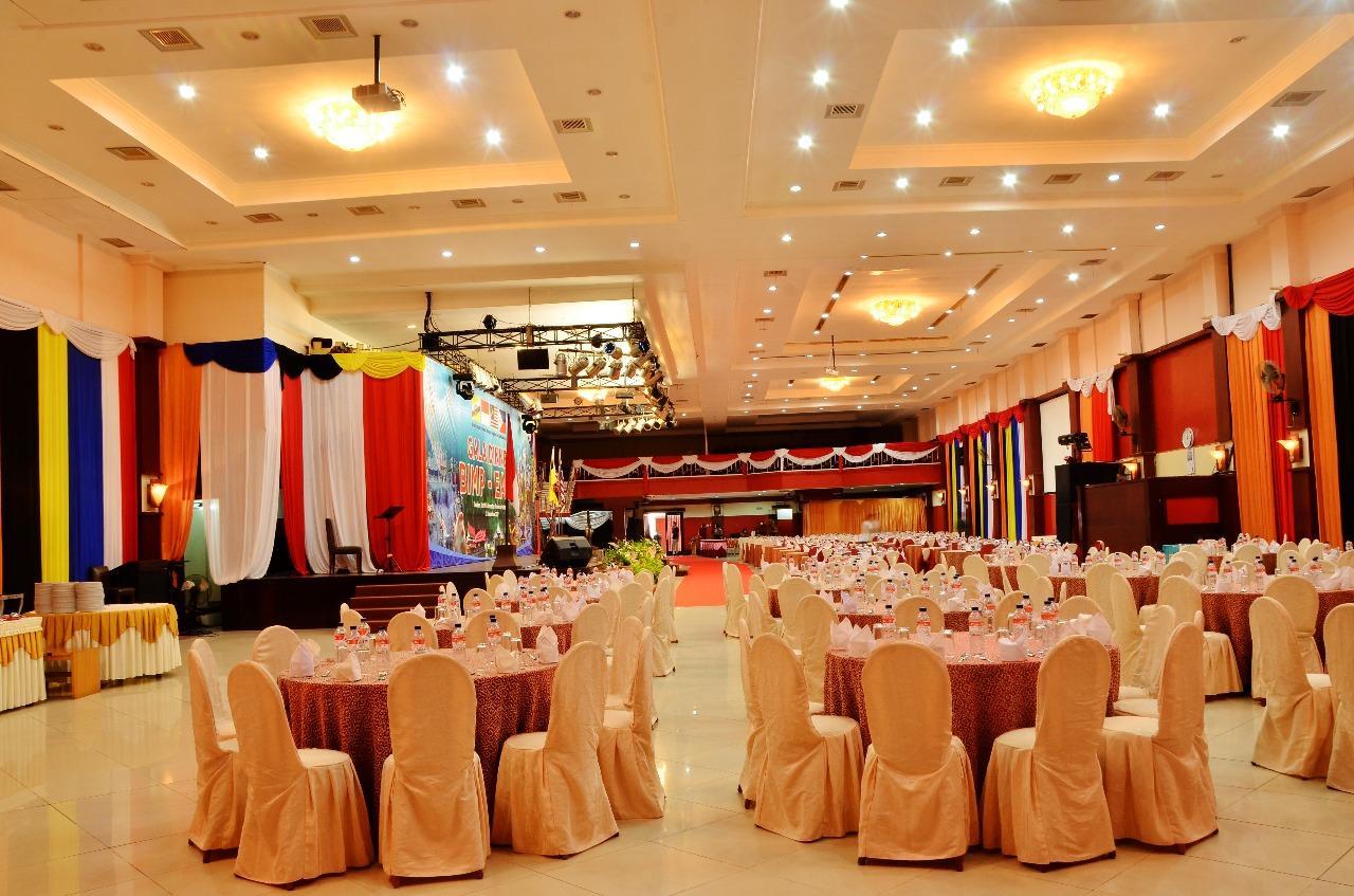 Hotel Tarakan Plaza Exterior foto
